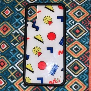 Wildflower case Emma chamberlain case